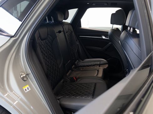 Used 2020 Audi SQ5 Premium Plus w/ Premium Plus Package image 23