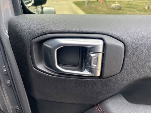 Used 2021 Jeep Wrangler Unlimited Rubicon w/ LED Lighting Group AWD/4WD image 33
