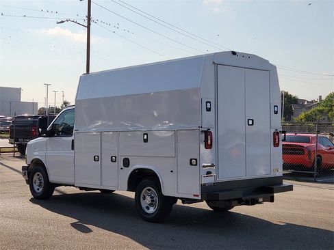 New 2025 Chevrolet Express 3500 w/ Power Convenience Package image 3