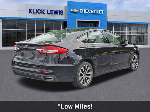 Used 2020 Ford Fusion SE AWD/4WD image 8