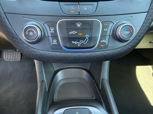 Used 2024 Chevrolet Malibu LS FWD image 24