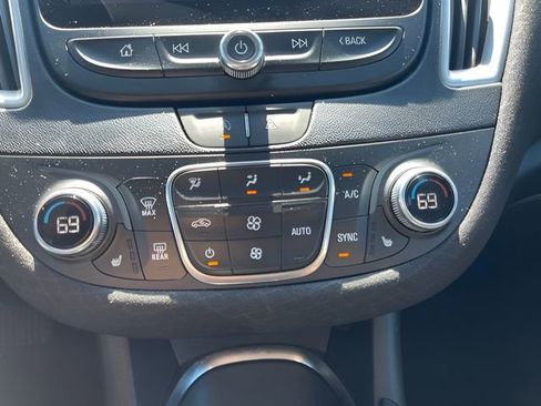 Used 2024 Chevrolet Malibu LT FWD image 21