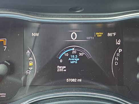 Used 2020 Jeep Grand Cherokee Overland AWD/4WD image 7