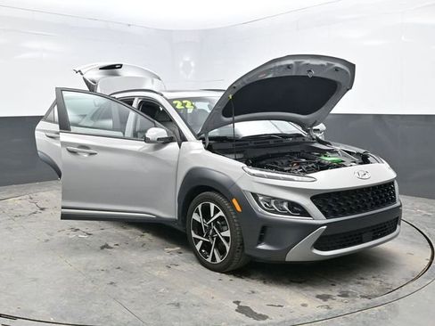 Used 2022 Hyundai Kona Limited image 42