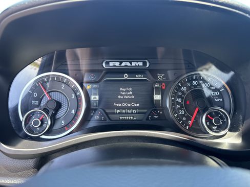 Certified 2024 RAM 2500 Big Horn w/ Level 2 Equipment Group AWD/4WD image 28