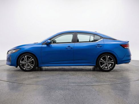 Used 2025 Nissan Sentra SV FWD image 5