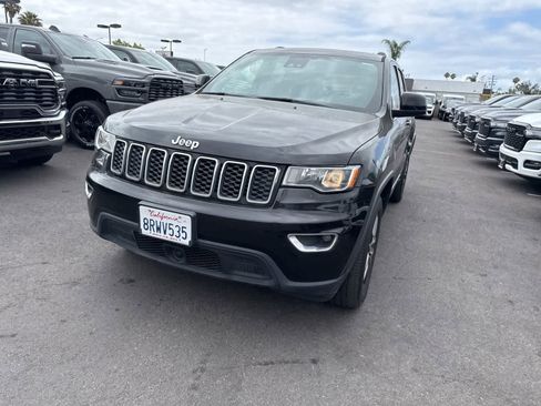 Used 2020 Jeep Grand Cherokee Laredo w/ Laredo X Package RWD image 2