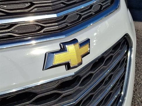 Used 2016 Chevrolet Equinox LTZ w/ Enhanced Convenience Package image 30