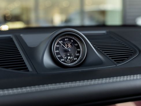 New 2026 Porsche Macan Turbo image 32