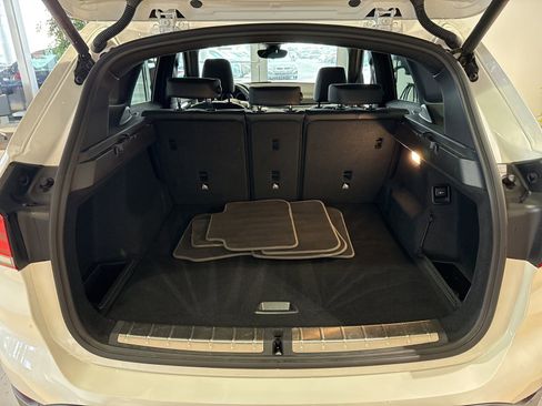 Used 2021 BMW X1 xDrive28i w/ Convenience Package image 11