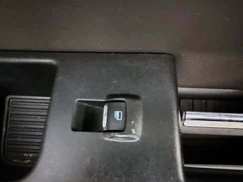 Used 2020 Ford Expedition XLT w/ Equipment Group 202A image 31