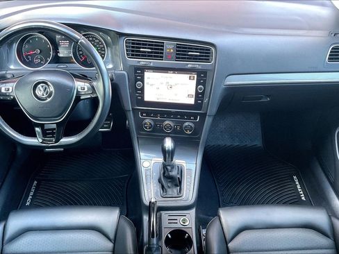 Used 2019 Volkswagen Golf Alltrack SEL image 7