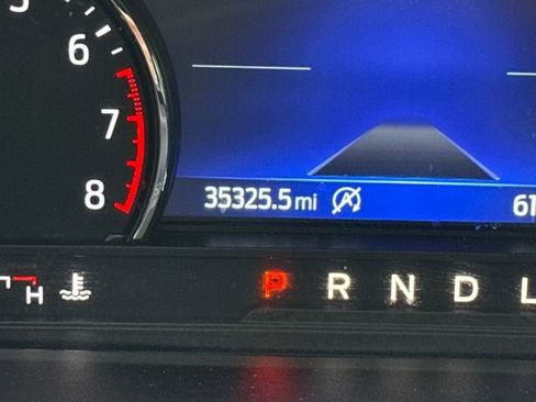 Used 2023 Ford Explorer XLT image 25