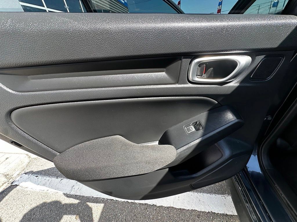 Used 2023 Honda Civic LX image 23