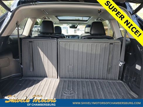 Used 2018 Toyota Highlander Limited Platinum image 9