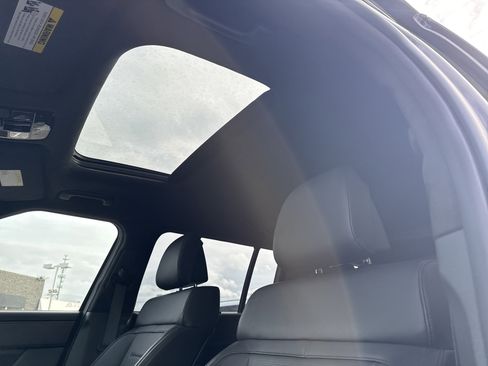 Used 2025 Hyundai Santa Fe Calligraphy AWD/4WD image 15