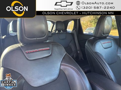 Used 2022 Jeep Cherokee Trailhawk image 30