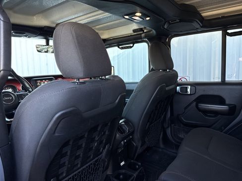 Used 2020 Jeep Wrangler Unlimited Rubicon image 28