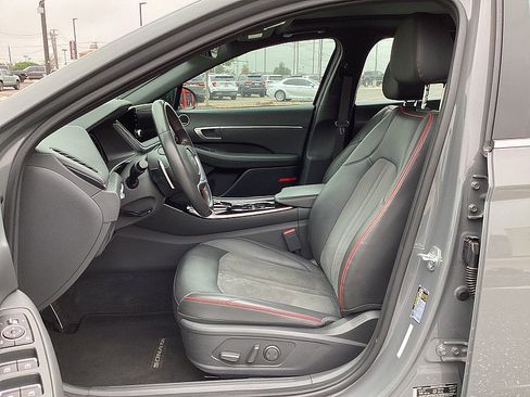 Used 2022 Hyundai Sonata SEL Plus image 9