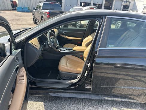 Used 2023 Hyundai Sonata Limited FWD image 9