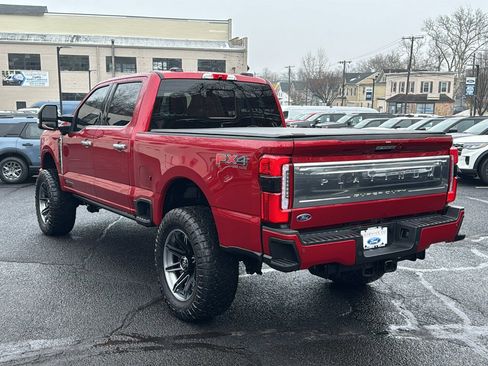 Used 2024 Ford F350 Platinum w/ FX4 Off-Road Package image 8