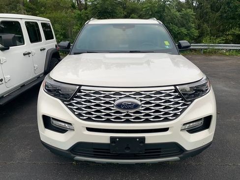 Used 2021 Ford Explorer Platinum w/ Equipment Group 601A AWD/4WD image 6