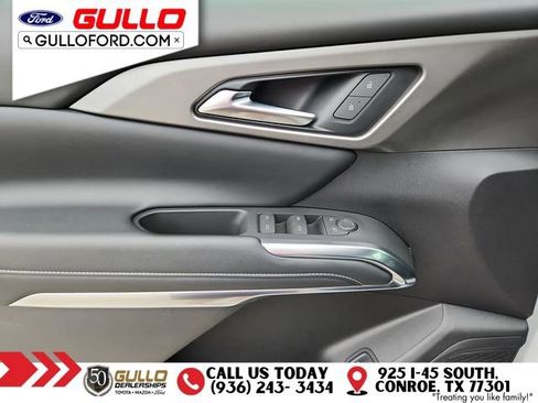 Used 2024 Chevrolet Traverse LT FWD image 19