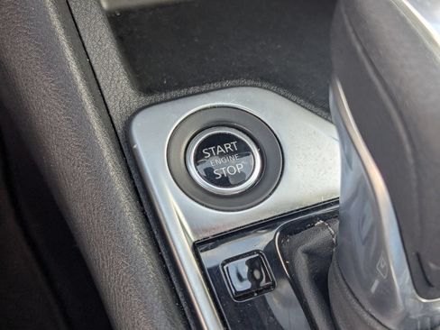 Used 2024 Nissan Sentra SV FWD image 15