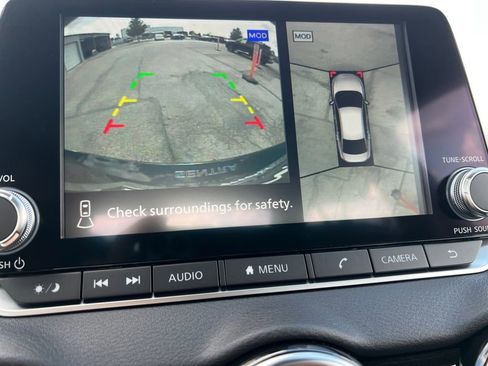 New 2025 Nissan Sentra SR w/ SR Premium Package image 9