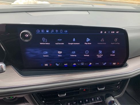 Used 2025 Chevrolet Tahoe Z71 image 18