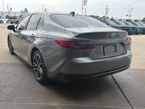 New 2026 Toyota Camry XLE w/ Premium Plus Package FWD image 4