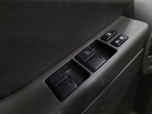 Used 2015 Nissan Xterra PRO-4X AWD/4WD image 27