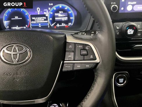 Used 2024 Toyota Grand Highlander Limited image 24