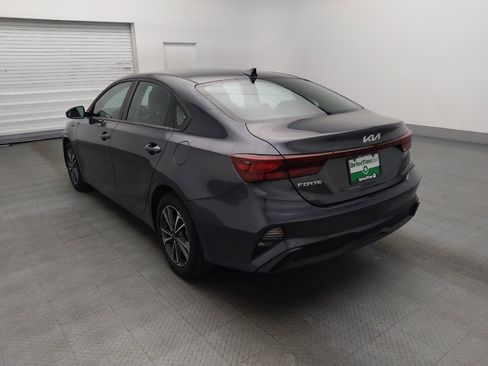 Used 2024 Kia Forte LXS w/ LXS Technology Package FWD image 5