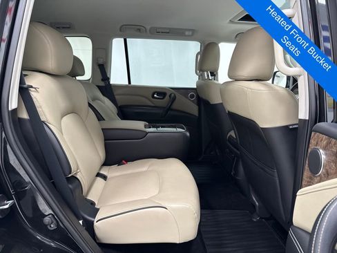 Used 2024 INFINITI QX80 Premium Select w/ All-Season Package image 12