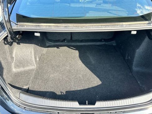 Used 2024 Chevrolet Malibu LT image 31