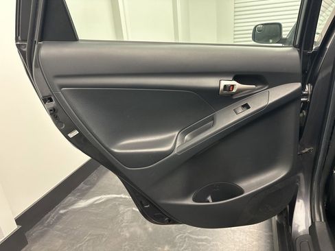 Used 2009 Toyota Matrix XRS w/ All Weather Guard Pkg image 14