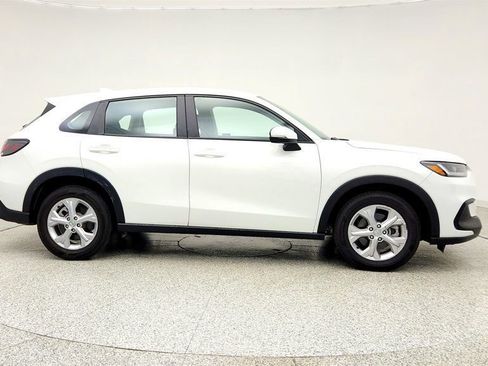 Used 2023 Honda HR-V LX image 4
