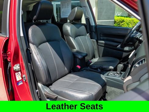 Used 2018 Subaru Forester 2.5i Touring AWD/4WD image 10