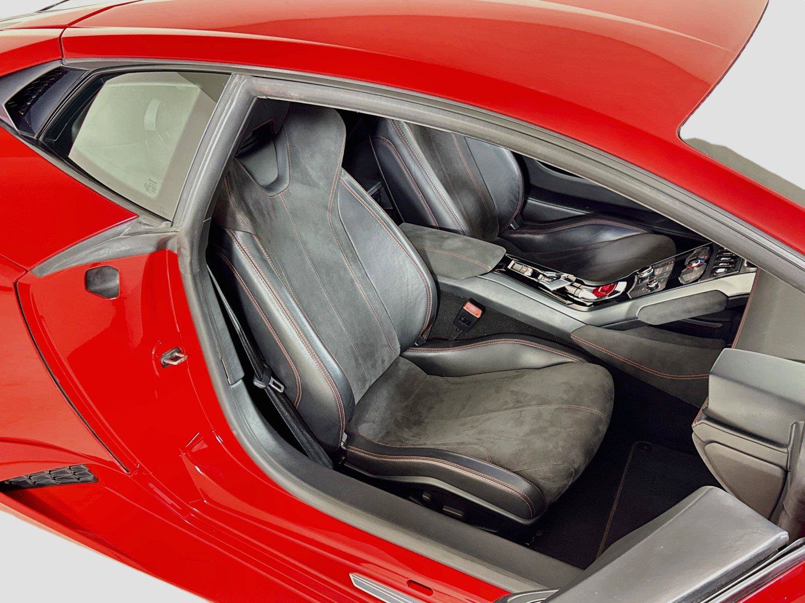 Used 2016 Lamborghini Huracan LP 580-2 RWD image 27
