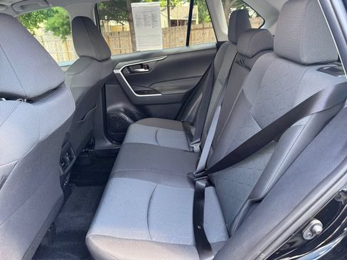 Used 2024 Toyota RAV4 XLE w/ Convenience Package AWD/4WD image 18