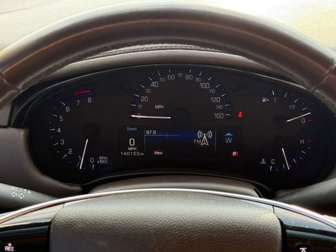 Used 2013 Cadillac XTS FWD image 13