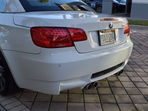 Used 2011 BMW M3 Convertible RWD image 19
