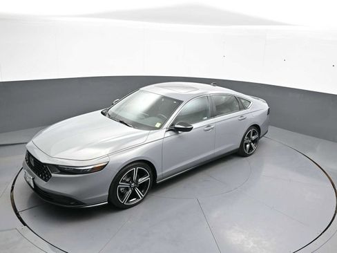 Used 2024 Honda Accord Sport image 20