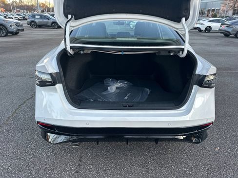 New 2026 Nissan Sentra SR w/ SR Premium Package image 18