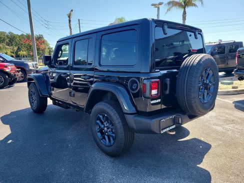 New 2026 Jeep Wrangler Unlimited Sport AWD/4WD image 8
