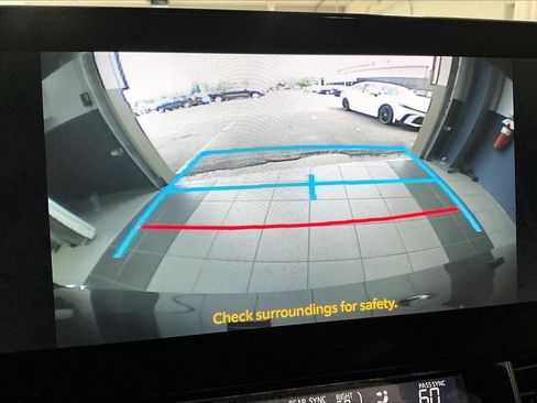 Used 2025 Toyota Sienna XLE w/ XLE Plus Package AWD/4WD image 20