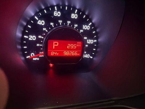 Used 2014 Kia Soul + w/ Audio Package FWD image 3