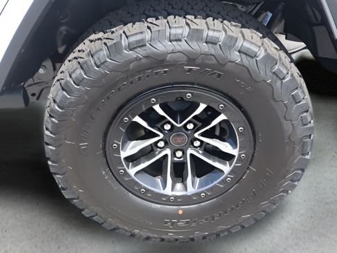 New 2026 Jeep Wrangler Unlimited Rubicon AWD/4WD image 12