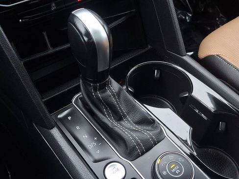 Used 2023 Volkswagen Atlas Cross Sport SEL Premium R-Line image 16